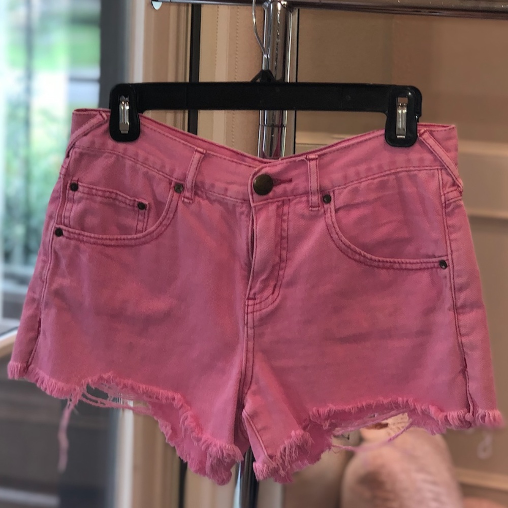 26 free people pink jean shorts